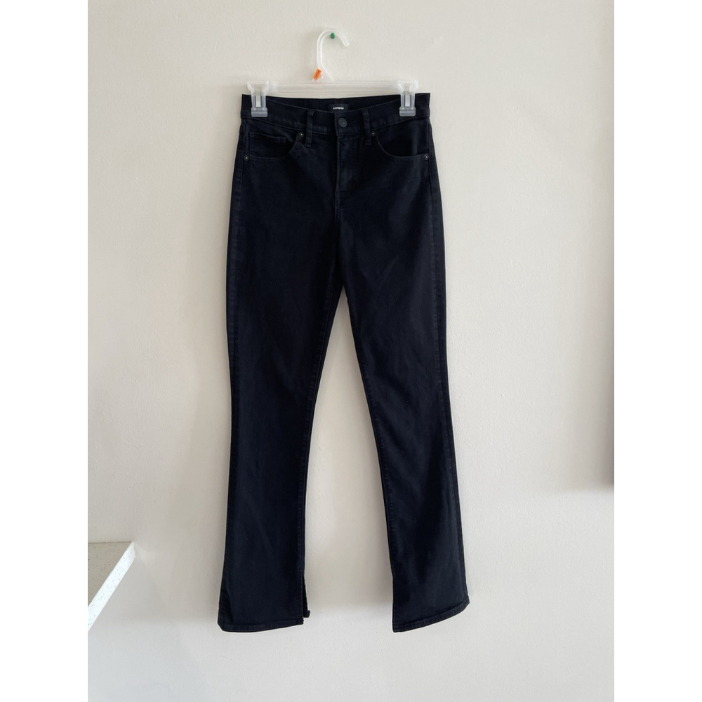 Express women’s mid rise Skyscraper Jeans Size 2R Black